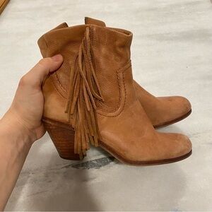 Sam Edelman Fringe boots 6.5 camel womens